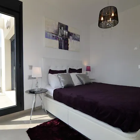 Villa Belvilla By Oyo Casa Bali 11 *